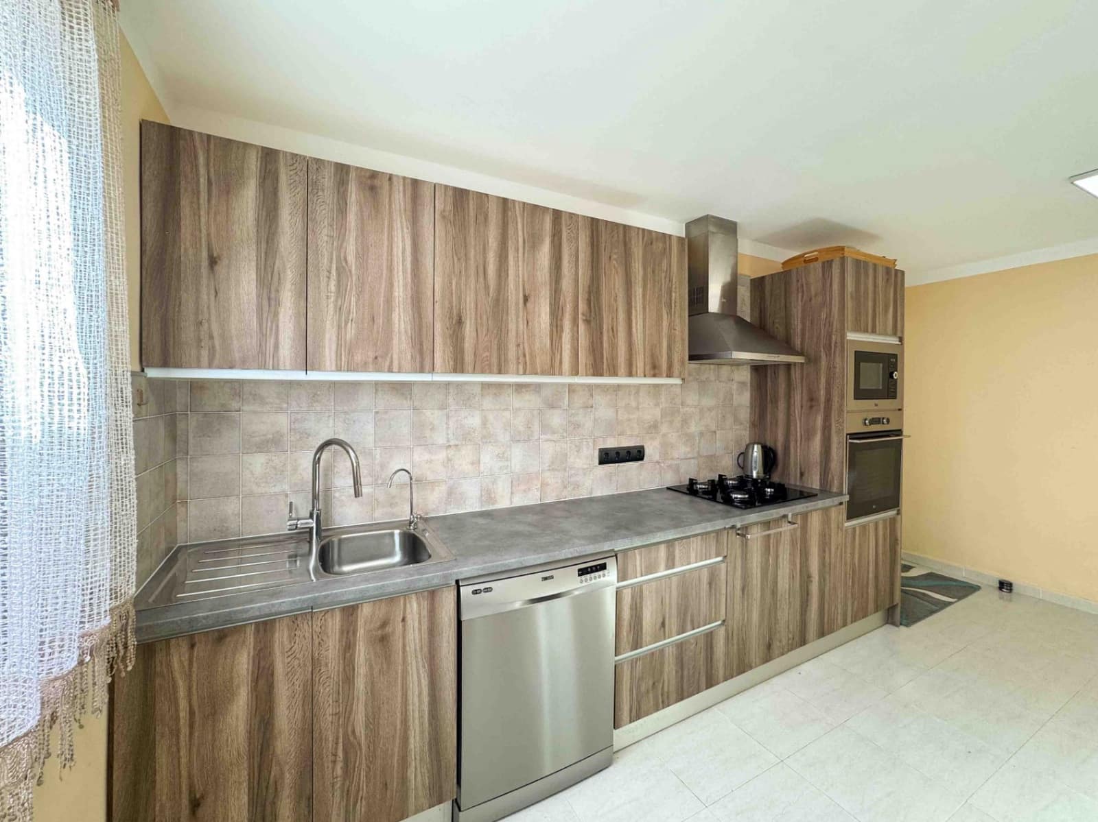 4 bedroom Villa for sale in Denia with pool garage - € 970,000 (Ref: 9542804)