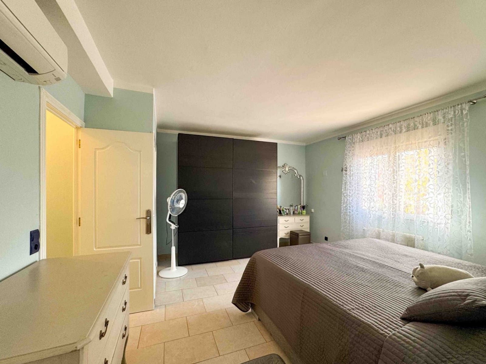 4 bedroom Villa for sale in Denia with pool garage - € 970,000 (Ref: 9542804)