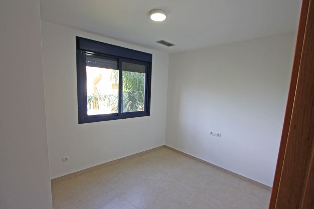 2 bedroom Apartment for sale in Denia with pool - € 365,000 (Ref: 9542815)