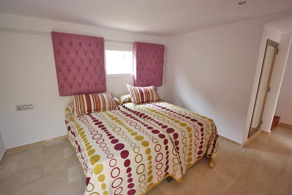 8 chambre Villa/Maison à vendre à Javea / Xabia avec piscine garage - 2 100 000 € (Ref: 9542825)