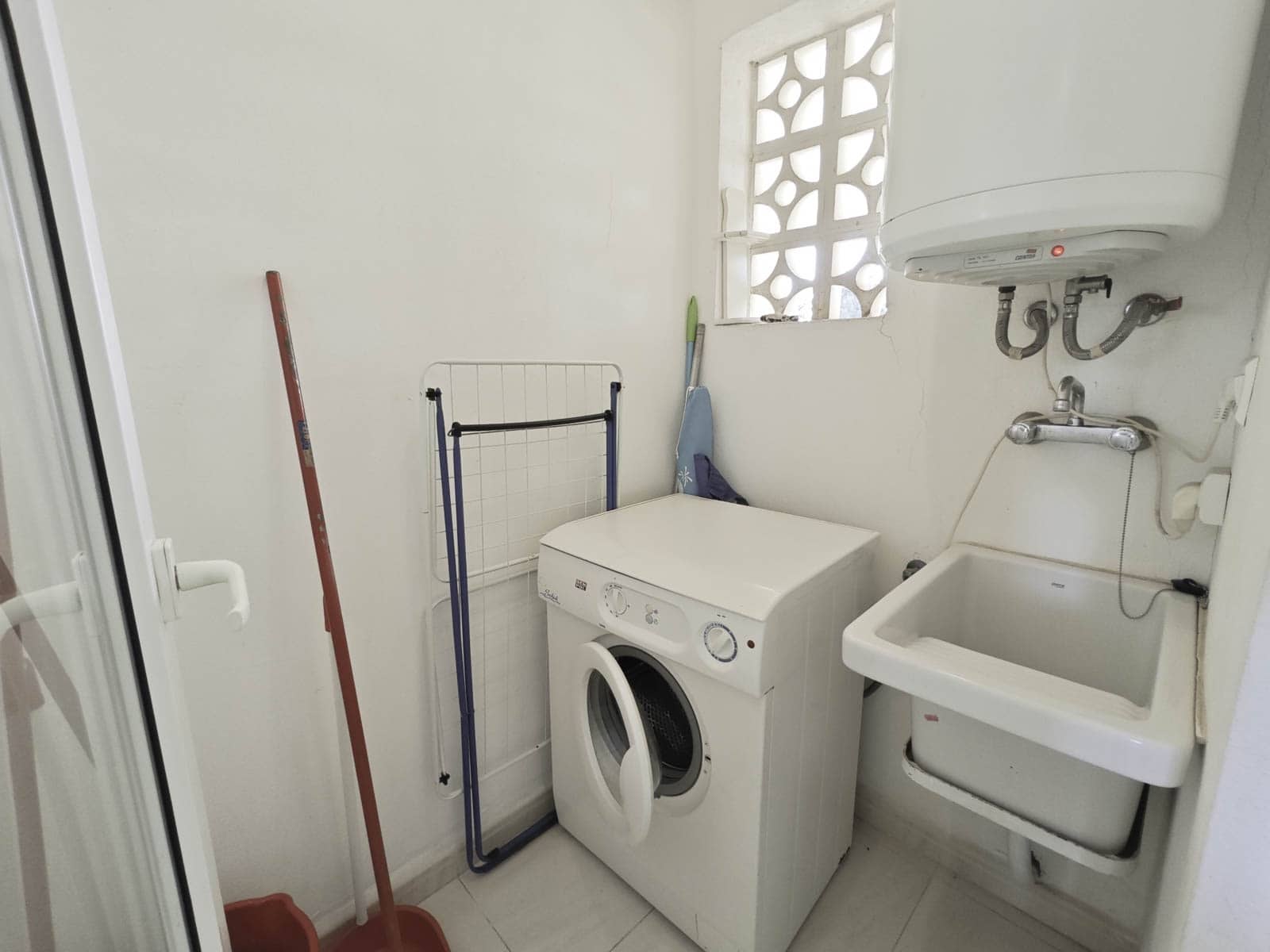 Apartamento de 2 habitaciones en Dénia en venta con piscina garaje - 269.000 € (Ref: 9557468)