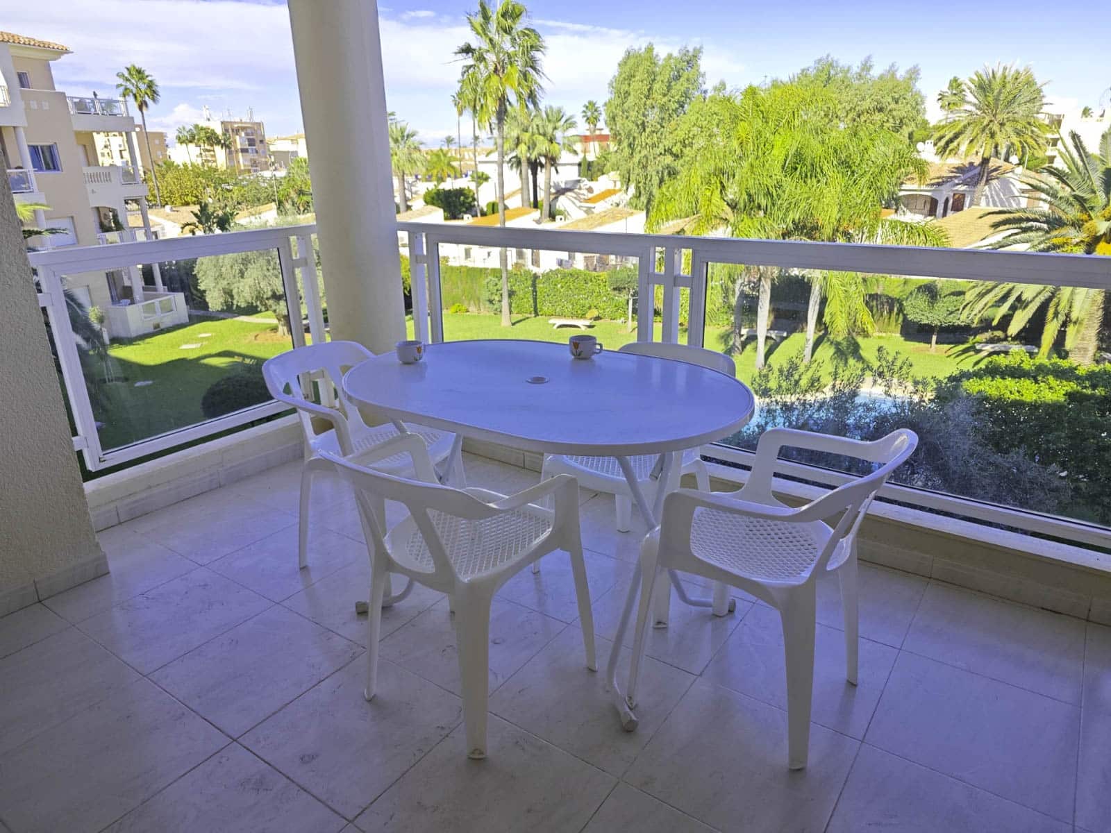 Apartamento de 2 habitaciones en Dénia en venta con piscina garaje - 269.000 € (Ref: 9557468)