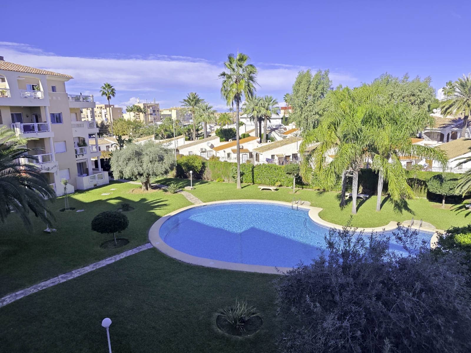 Apartamento de 2 habitaciones en Dénia en venta con piscina garaje - 269.000 € (Ref: 9557468)