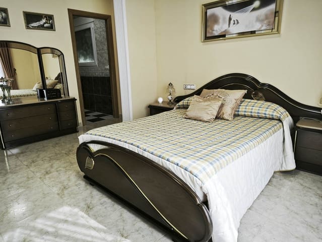 3 Zimmer Villa zu verkaufen in Pedreguer mit Pool Garage - 449.000 € (Ref: 9557469)