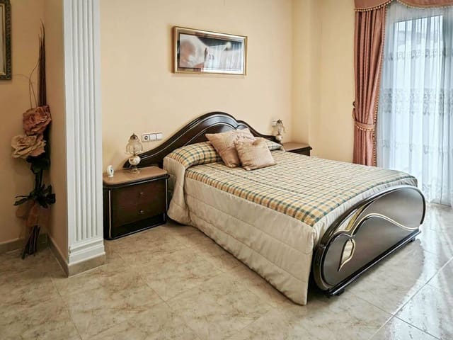 3 soveværelse Villa til salg i Pedreguer med swimmingpool garage - € 449.000 (Ref: 9638895)