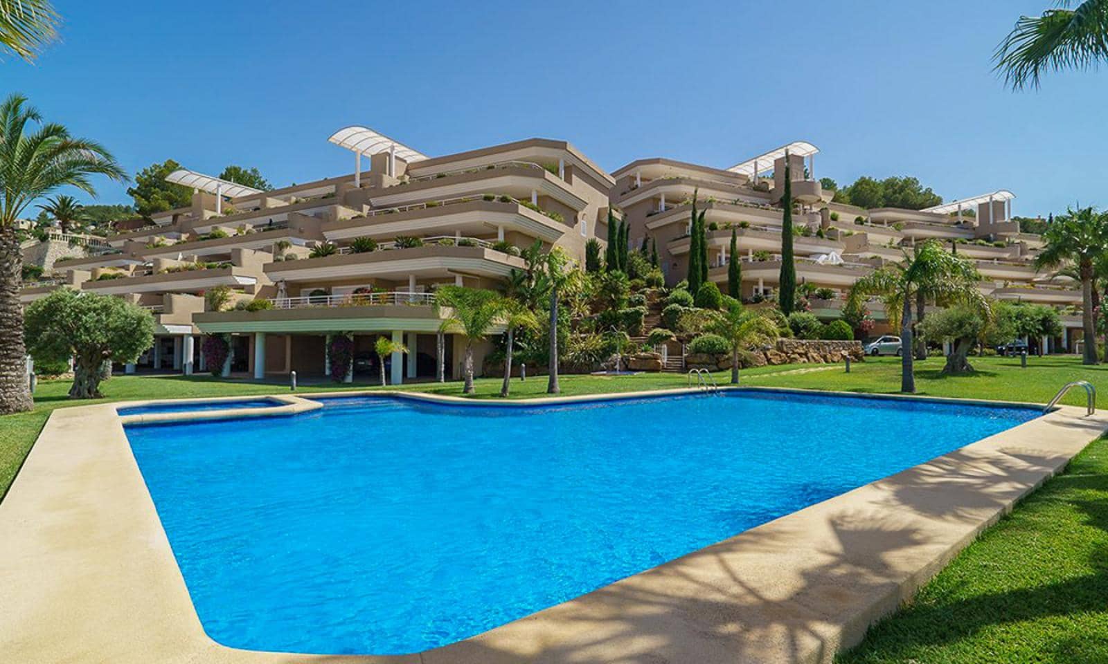 2 soveværelse Penthouse til salg i La Sella med swimmingpool garage - € 525.000 (Ref: 9638896)