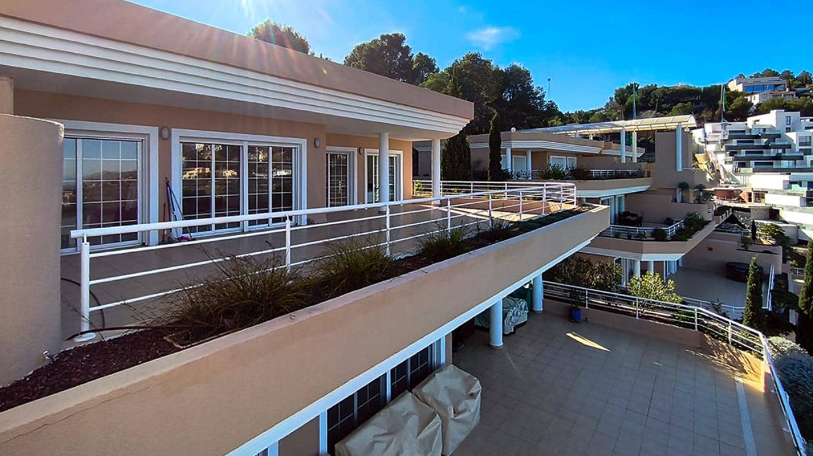 2 soveværelse Penthouse til salg i La Sella med swimmingpool garage - € 525.000 (Ref: 9638896)