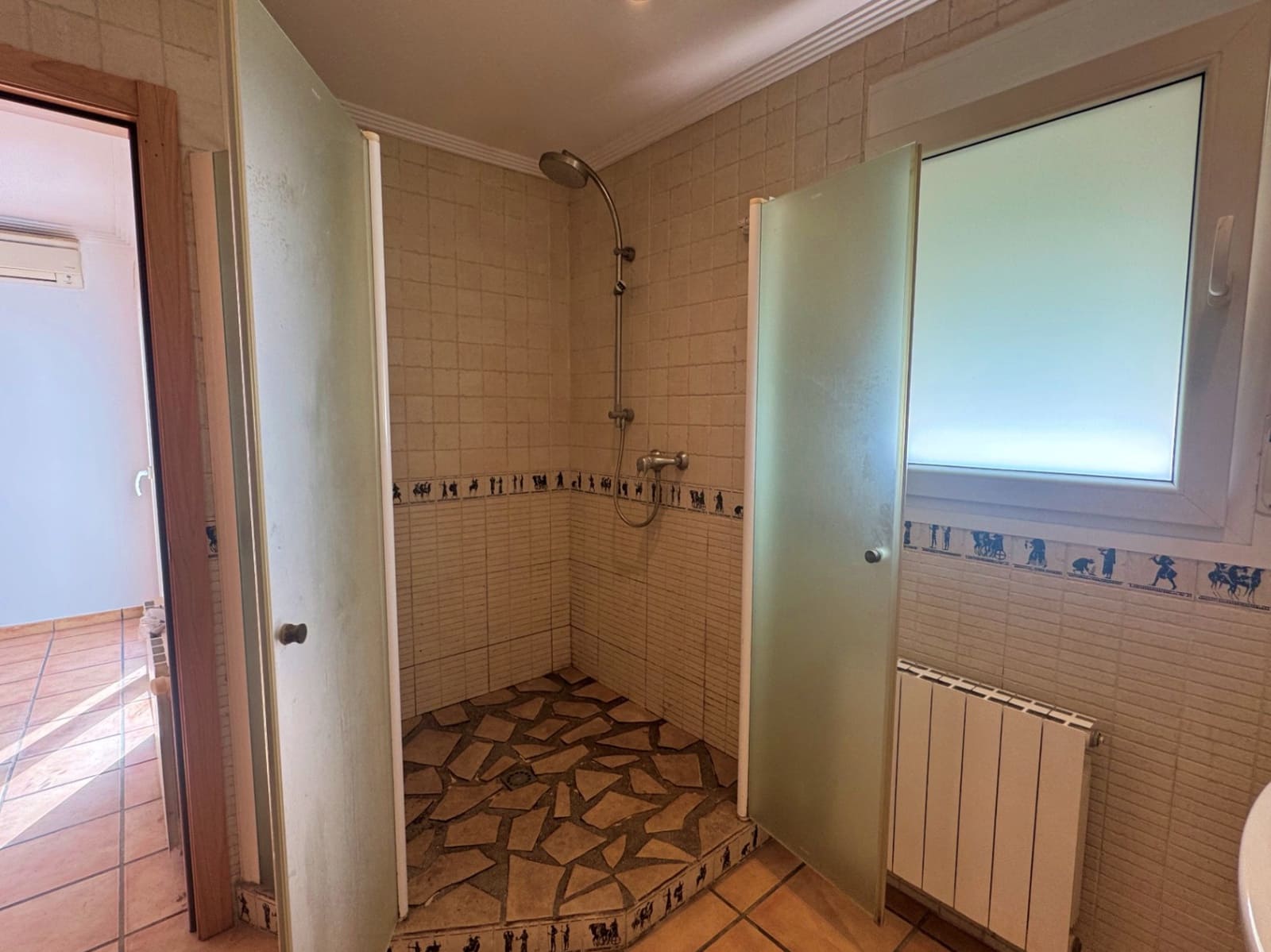 4 soveværelse Villa til salg i Denia med swimmingpool - € 690.000 (Ref: 9659799)