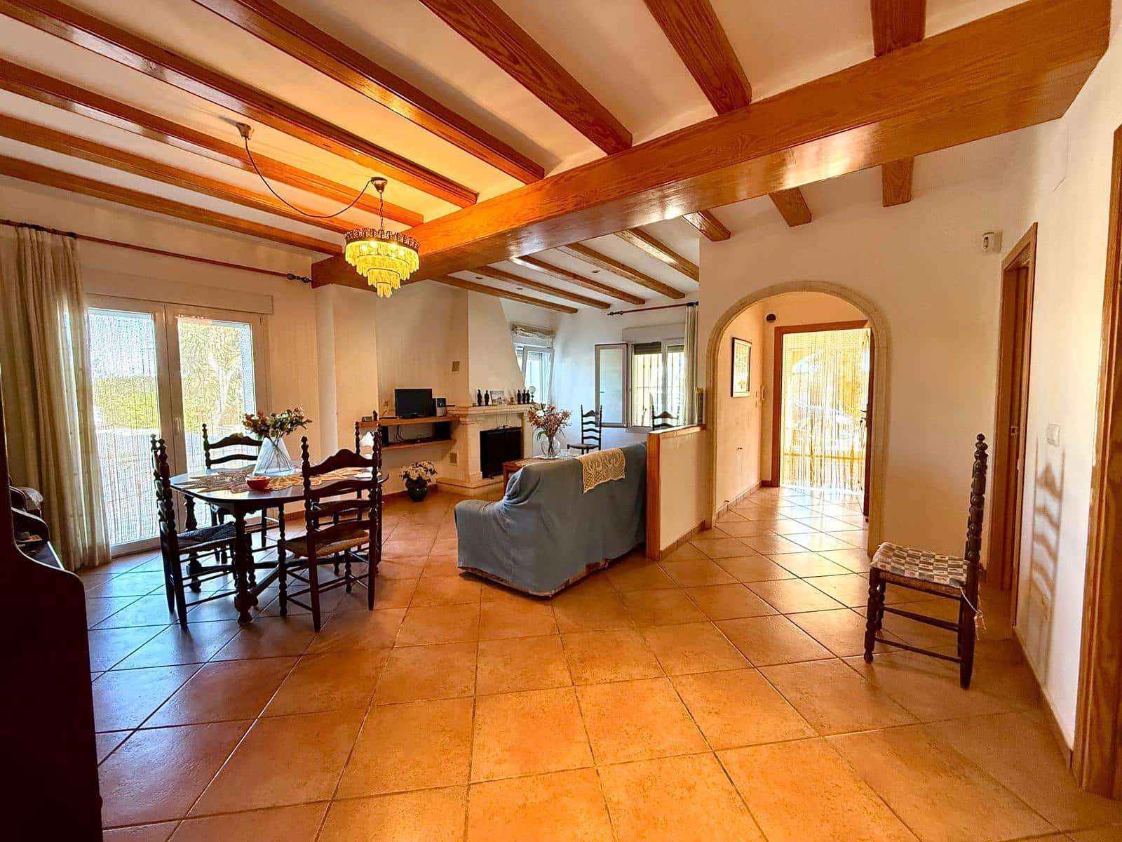 6 soveværelse Finca/Landehus til salg i Denia med swimmingpool garage - € 950.000 (Ref: 9659800)