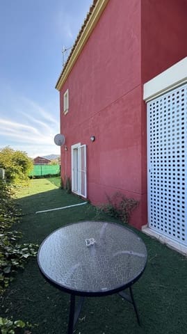 3 bedroom Bungalow for sale in Piles with garage - € 287,000 (Ref: 9659801)