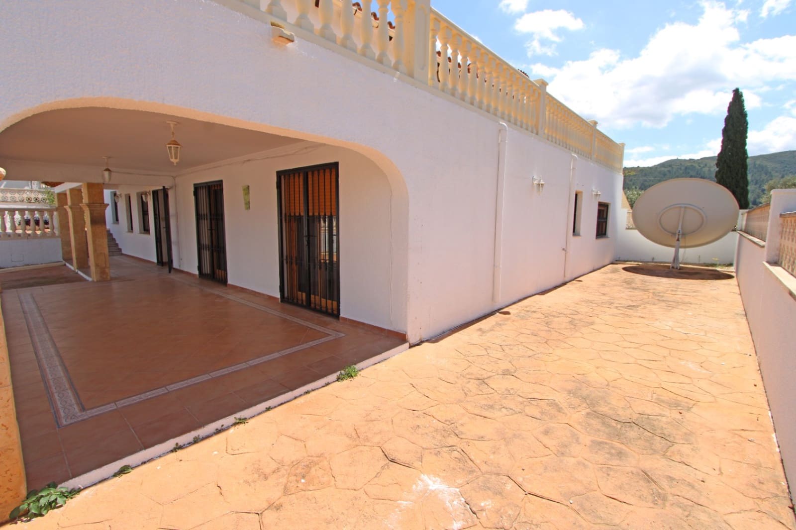 6 sovrum Villa till salu i Orba med pool garage - 690 000 € (Ref: 9668271)