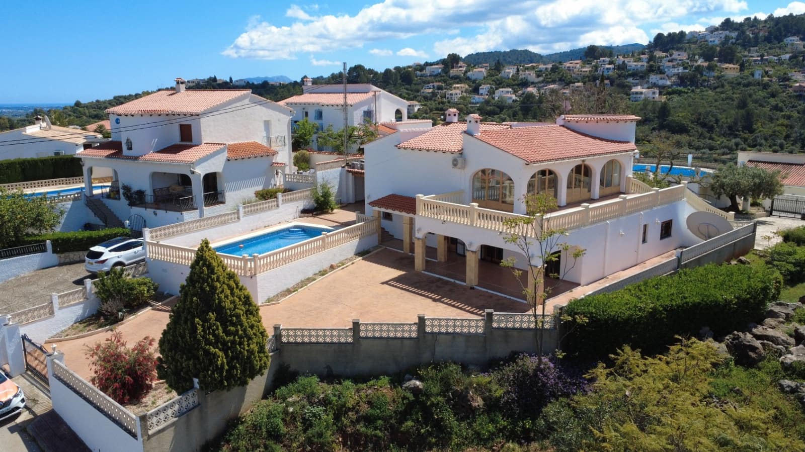 Chalet de 6 habitaciones en Orba en venta con piscina garaje - 690.000 € (Ref: 9668271)