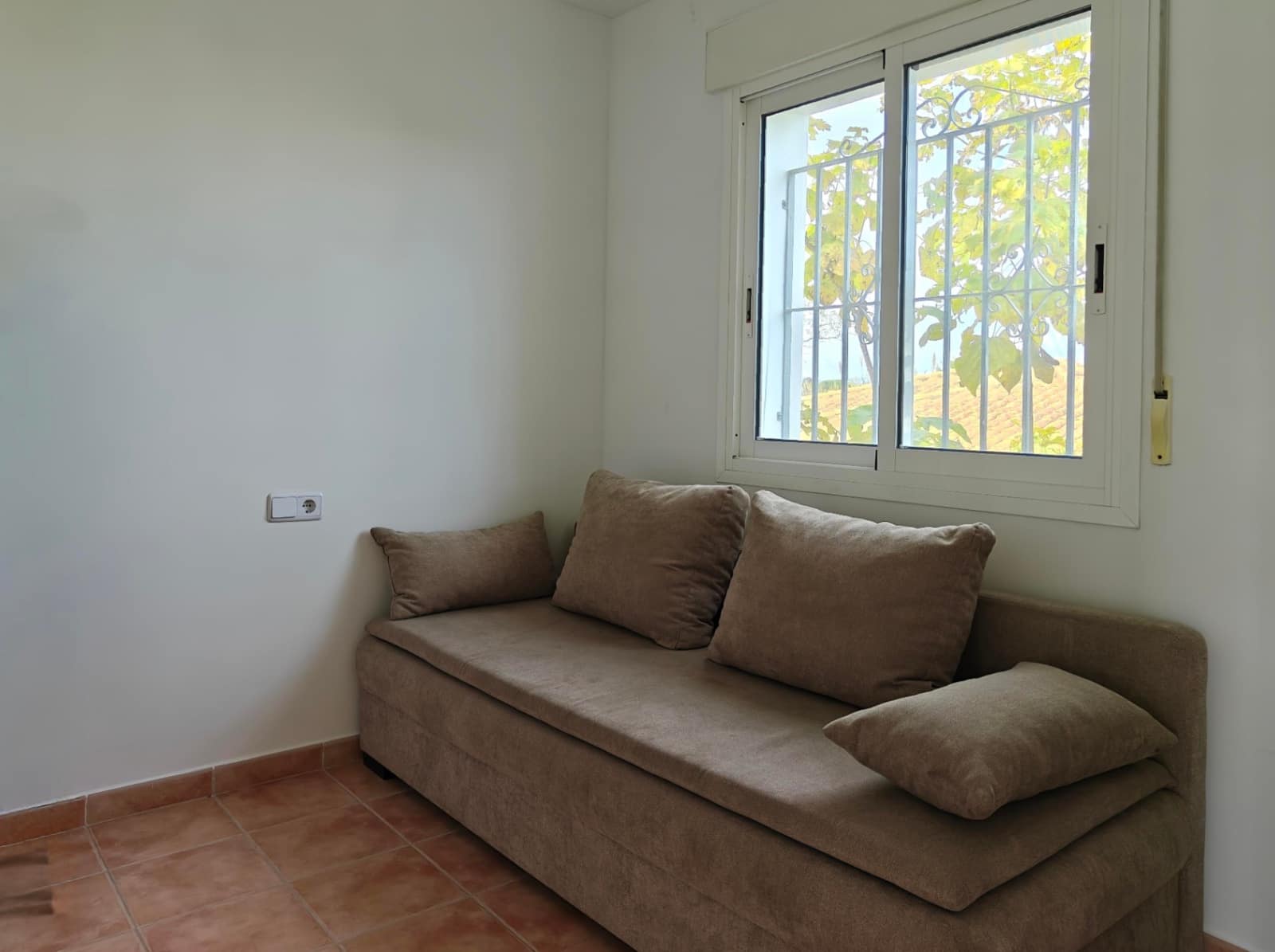 3 makuuhuone Rivitalo myytävänä paikassa Denia mukana uima-altaan - 299 000 € (Ref: 9683326)