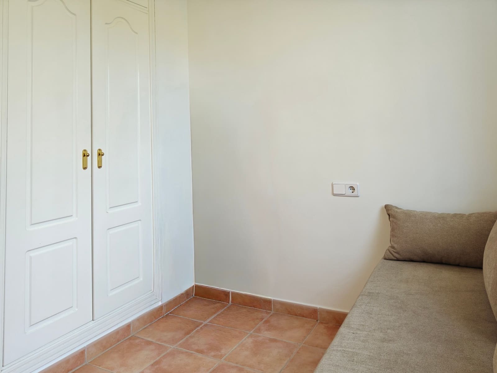 3 makuuhuone Rivitalo myytävänä paikassa Denia mukana uima-altaan - 299 000 € (Ref: 9683326)