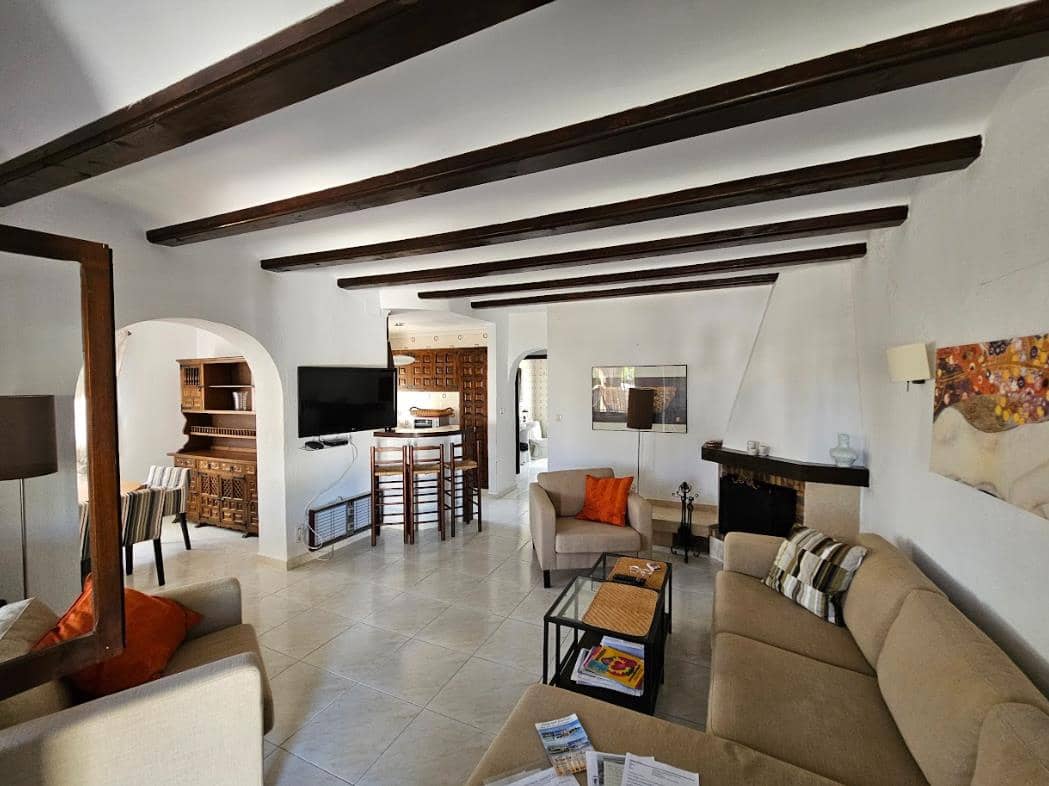 2 bedroom Villa for sale in Els Poblets with pool garage - € 295,000 (Ref: 9715384)