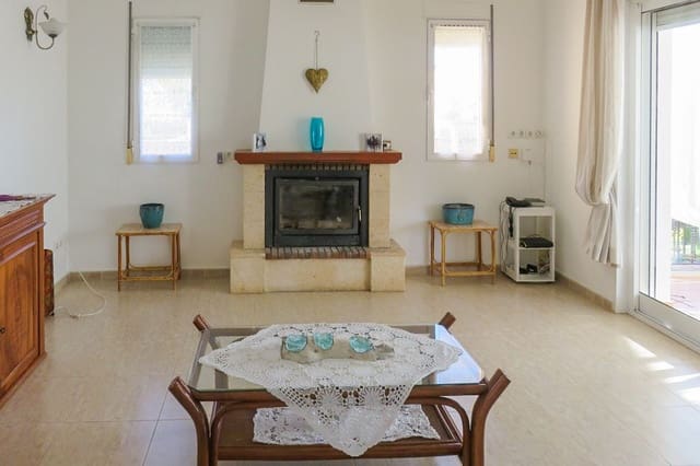 3 sypialnia Willa na sprzedaż w Beniarbeig z basenem garażem - 429 000 € (Ref: 9739302)