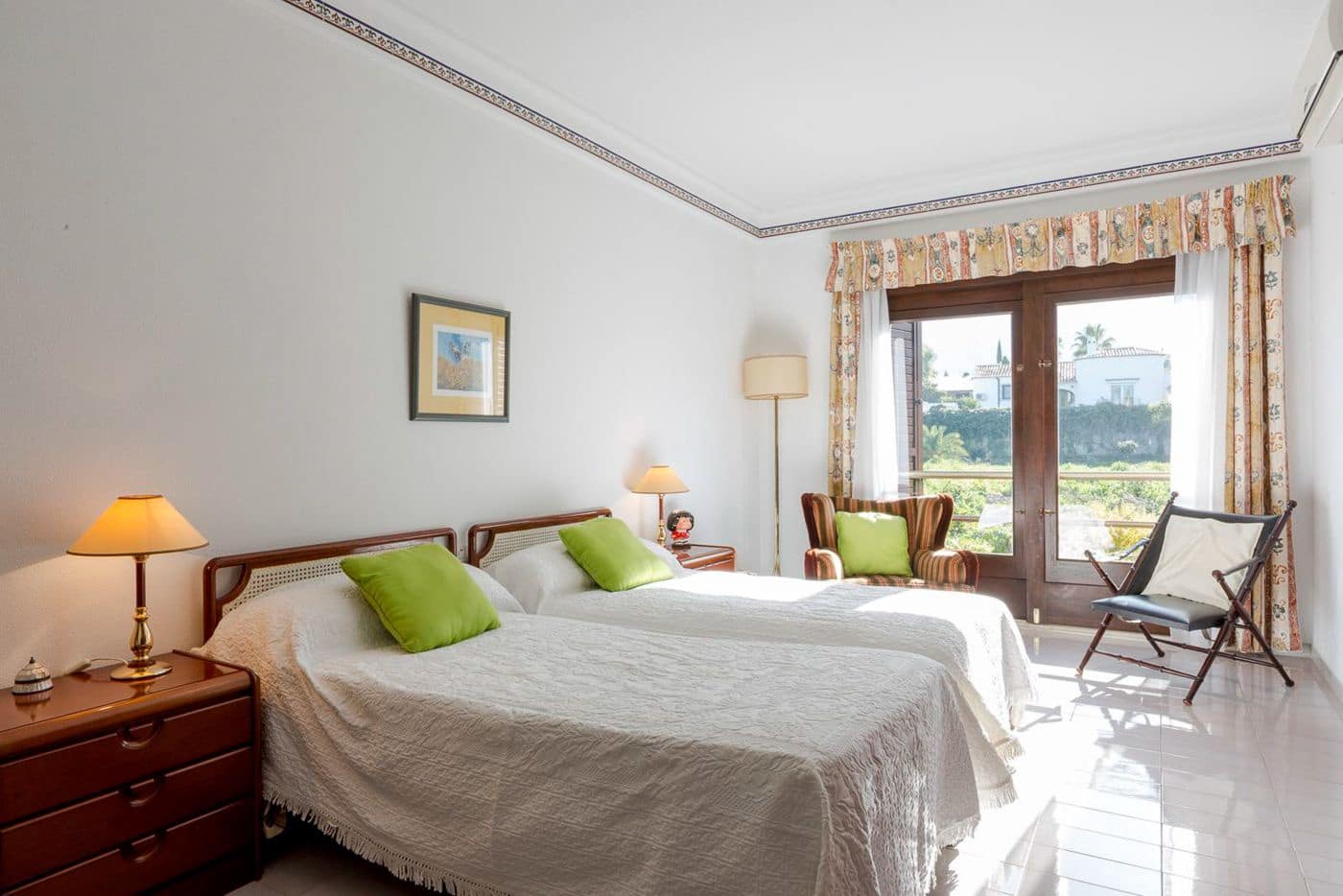 6 bedroom Villa for sale in Denia with pool garage - € 2,800,000 (Ref: 9800285)