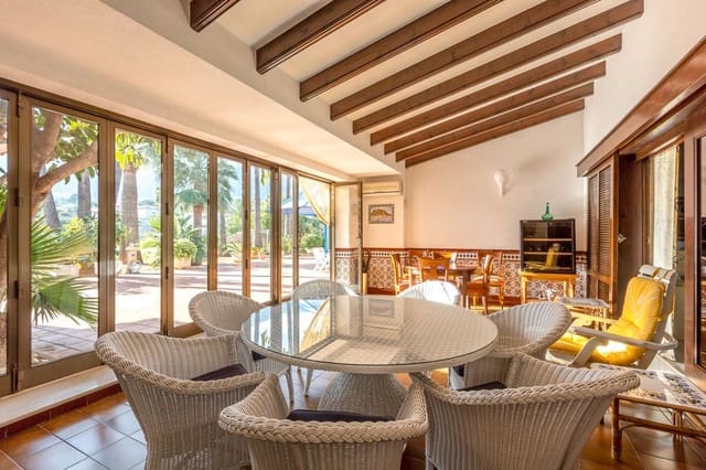 6 bedroom Villa for sale in El Montgó, Dénia with pool garage - € 2,800,000 (Ref: 9800285)
