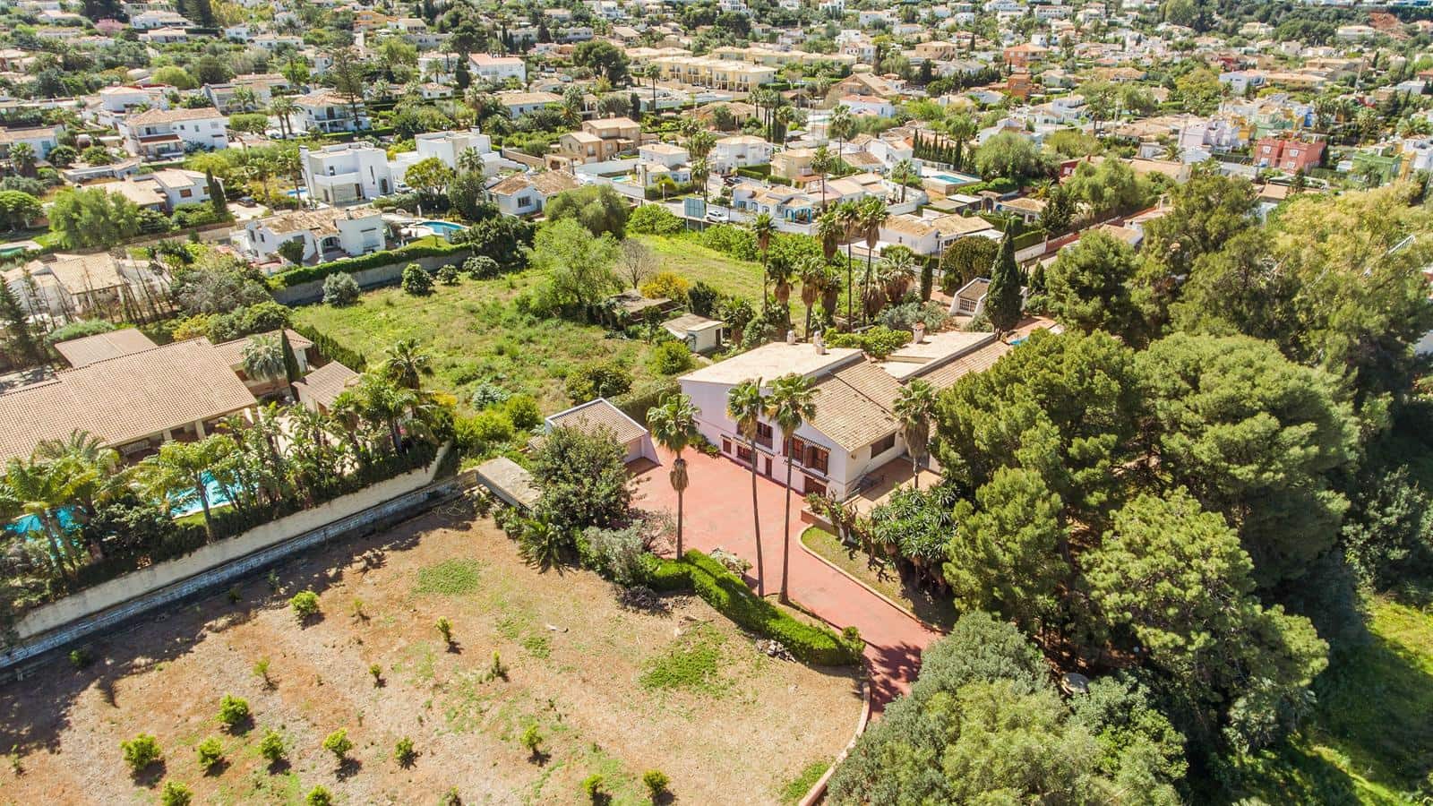 6 bedroom Villa for sale in Denia with pool garage - € 2,800,000 (Ref: 9800285)