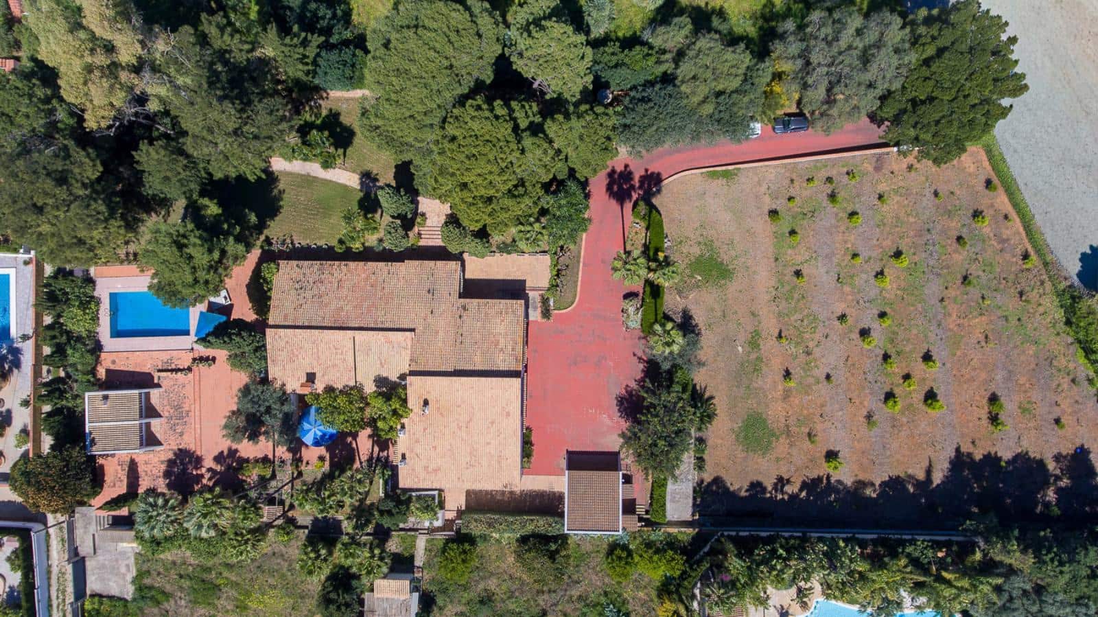 6 bedroom Villa for sale in Denia with pool garage - € 2,800,000 (Ref: 9800285)