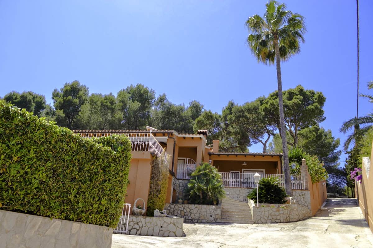 4 sovrum Villa till salu i Denia med pool garage - 750 000 € (Ref: 9800288)