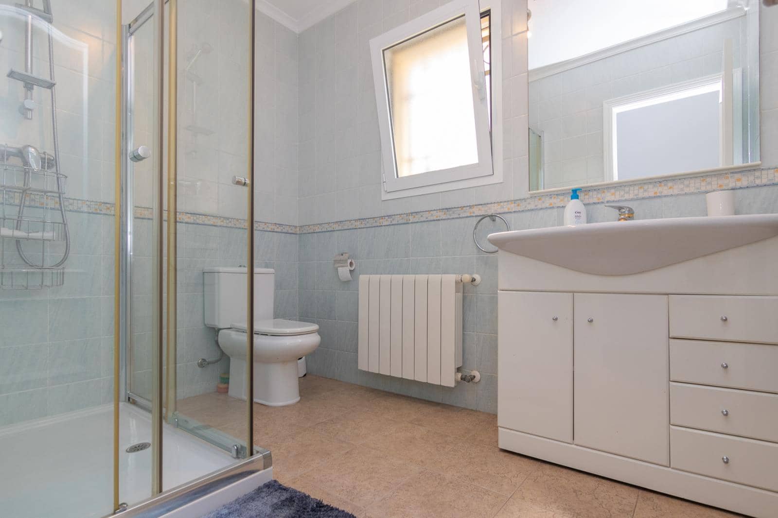 3 soverom Villa til salgs i Sagra med svømmebasseng garasje - € 340 000 (Ref: 9835027)