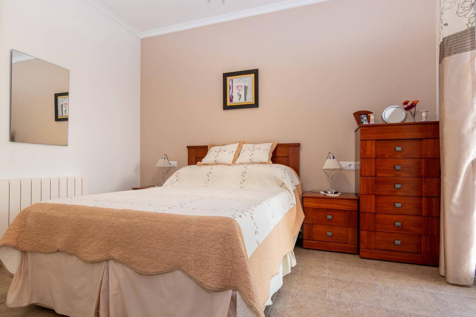 3 soverom Villa til salgs i Sagra med svømmebasseng garasje - € 340 000 (Ref: 9835027)