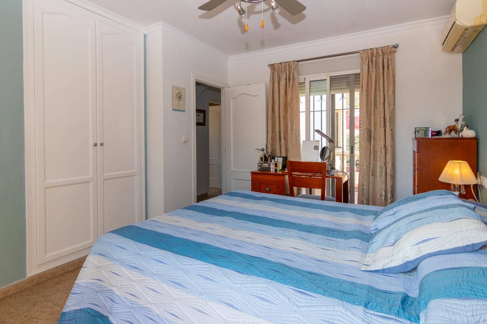 3 soverom Villa til salgs i Sagra med svømmebasseng garasje - € 340 000 (Ref: 9835027)