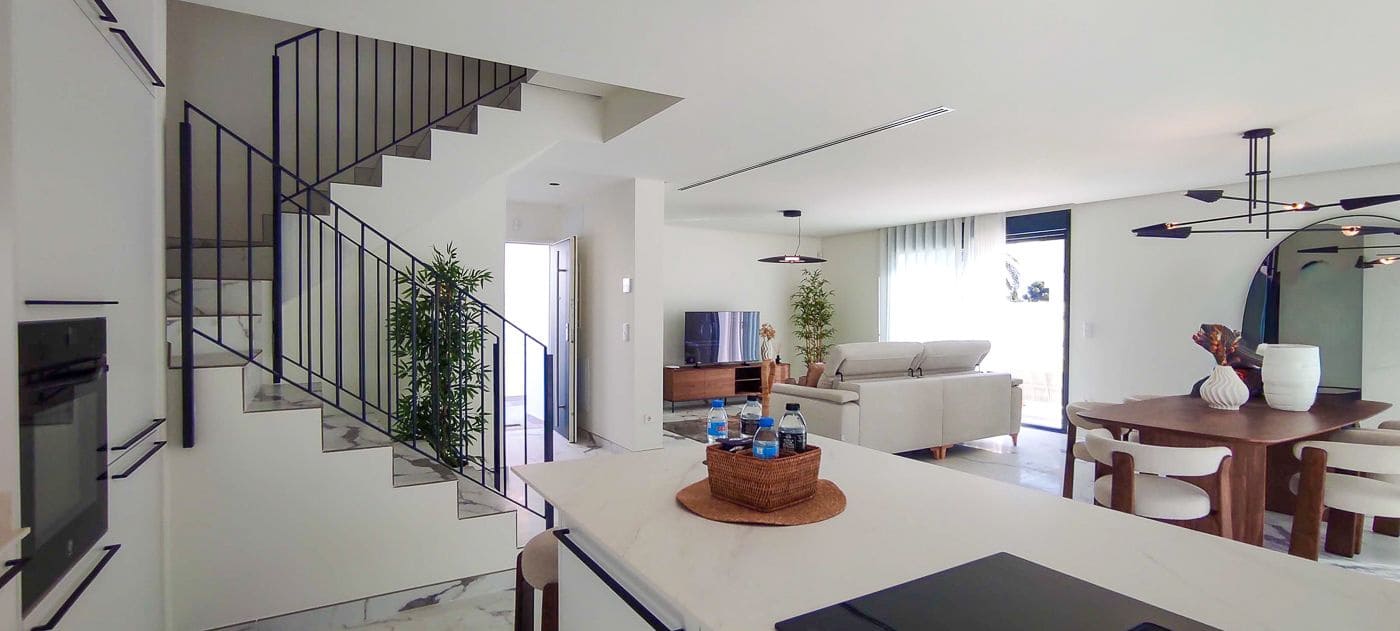 Chalet de 3 habitaciones en Dénia en venta con piscina garaje - 695.000 € (Ref: 9835029)