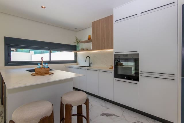 3 sypialnia Willa na sprzedaż w Dénia z basenem garażem - 695 000 € (Ref: 9835029)