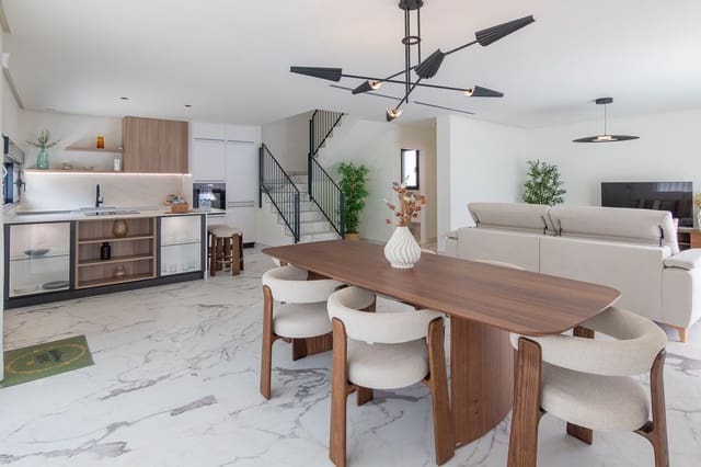 3 sypialnia Willa na sprzedaż w Dénia z basenem garażem - 695 000 € (Ref: 9835029)