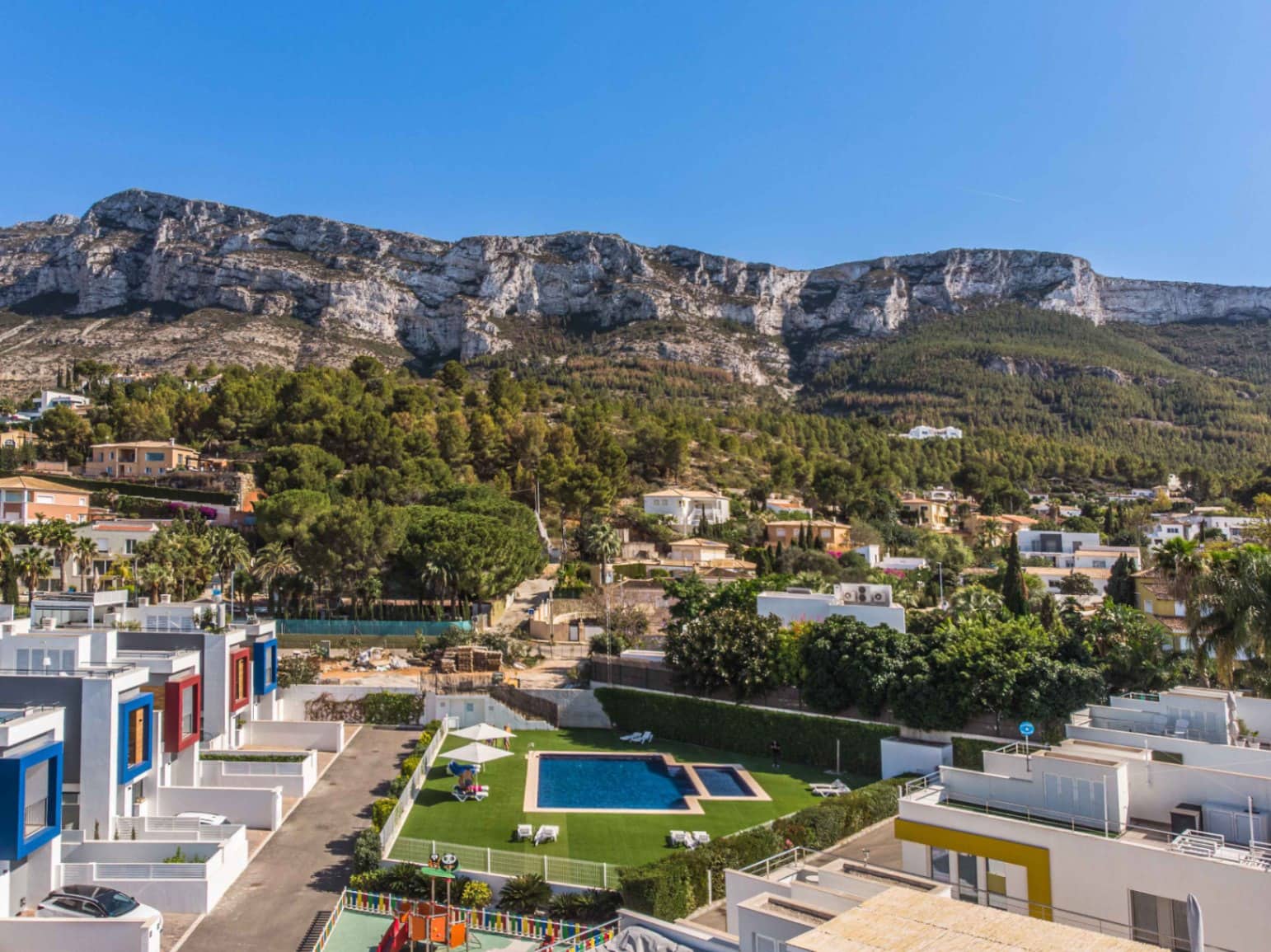 3 bedroom Villa for sale in Denia with pool garage - € 695,000 (Ref: 9835029)