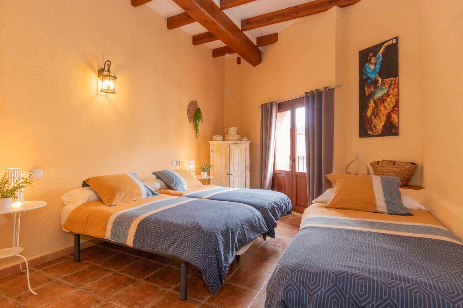 Hotel de 6 habitaciones en Sagra en venta - 625.000 € (Ref: 9835030)