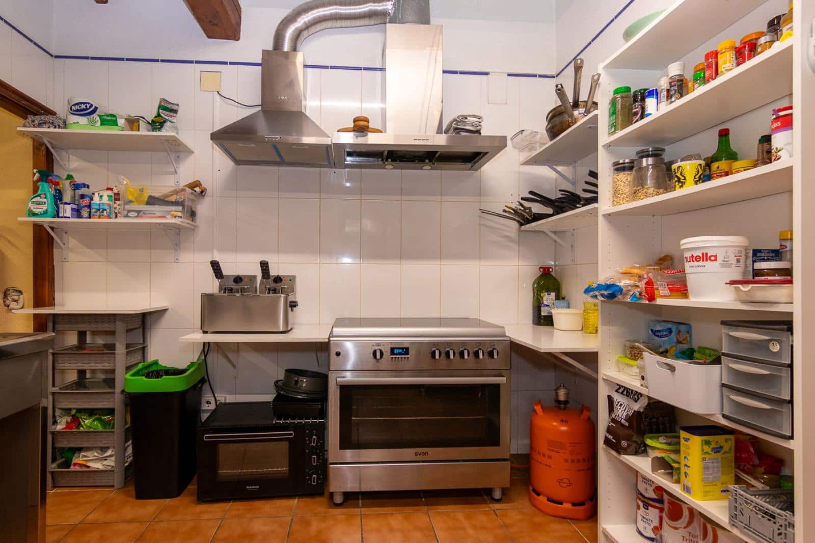 Hotel de 6 habitaciones en Sagra en venta - 625.000 € (Ref: 9835030)
