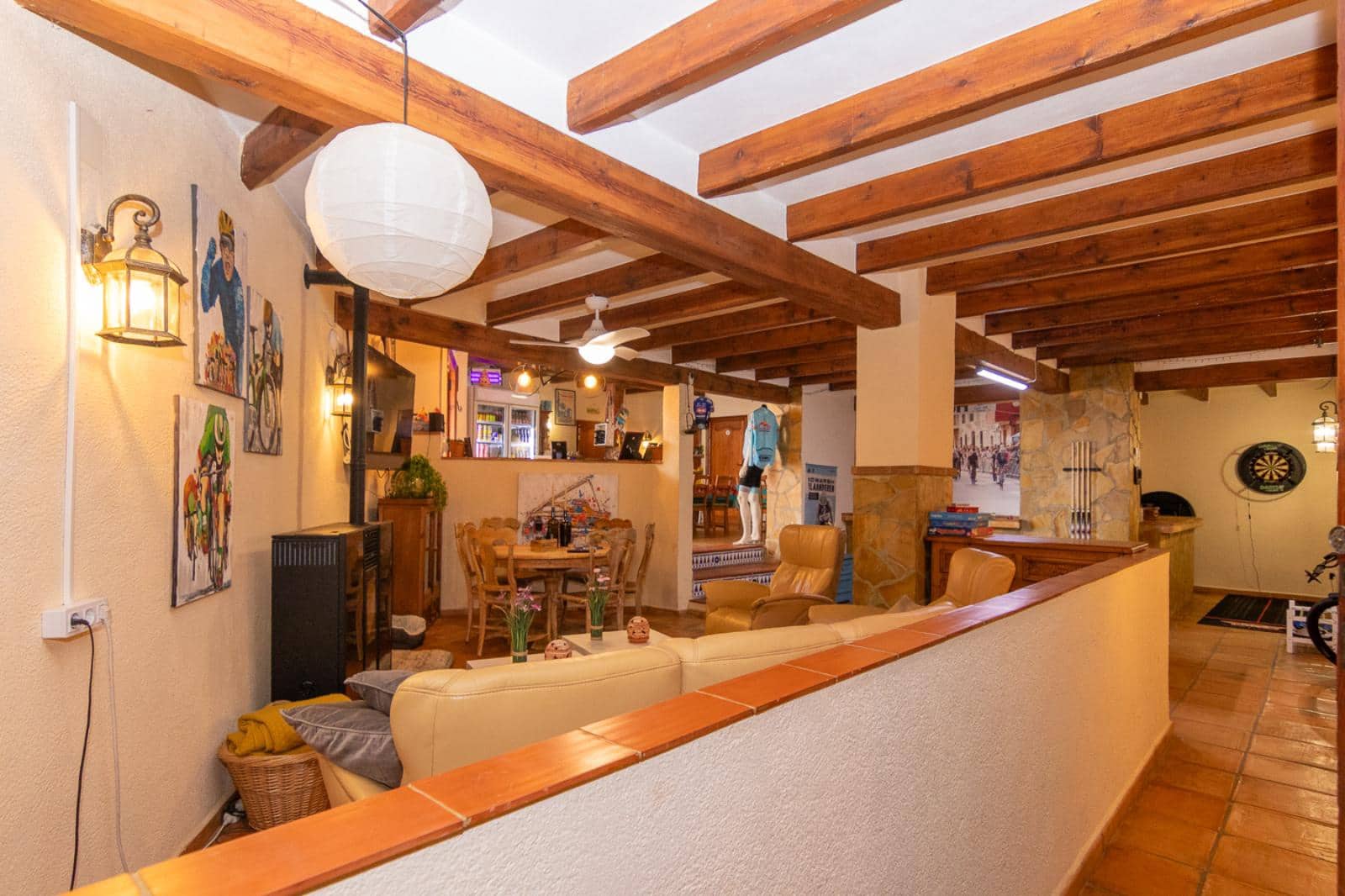 Hotel de 6 habitaciones en Sagra en venta - 625.000 € (Ref: 9835030)