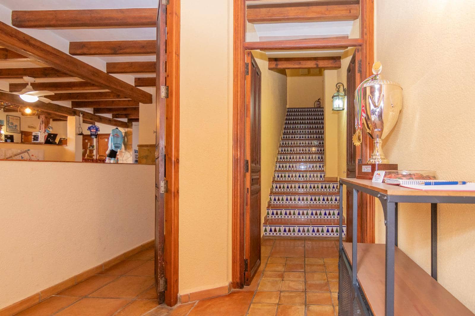 Hotel de 6 habitaciones en Sagra en venta - 625.000 € (Ref: 9835030)