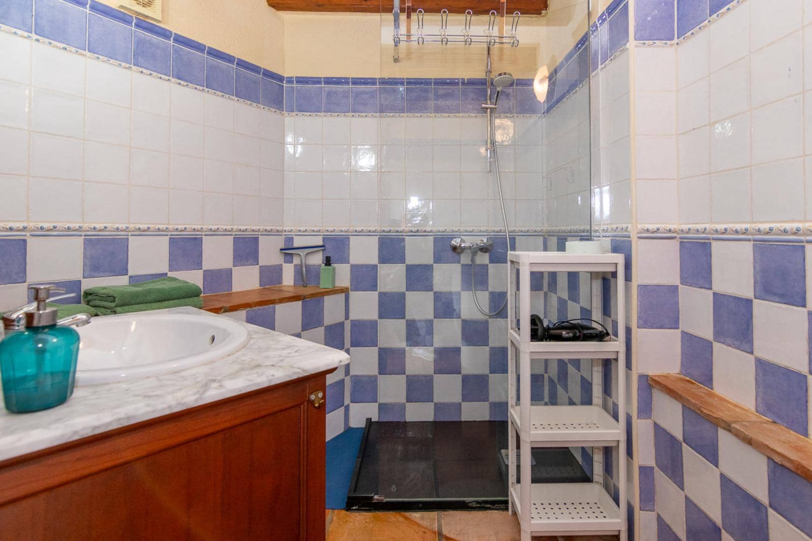 Hotel de 6 habitaciones en Sagra en venta - 625.000 € (Ref: 9835030)
