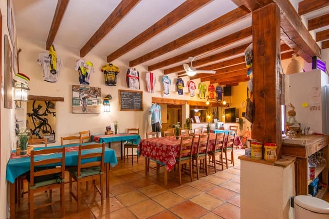 Hotel de 6 habitaciones en Sagra en venta - 625.000 € (Ref: 9835030)