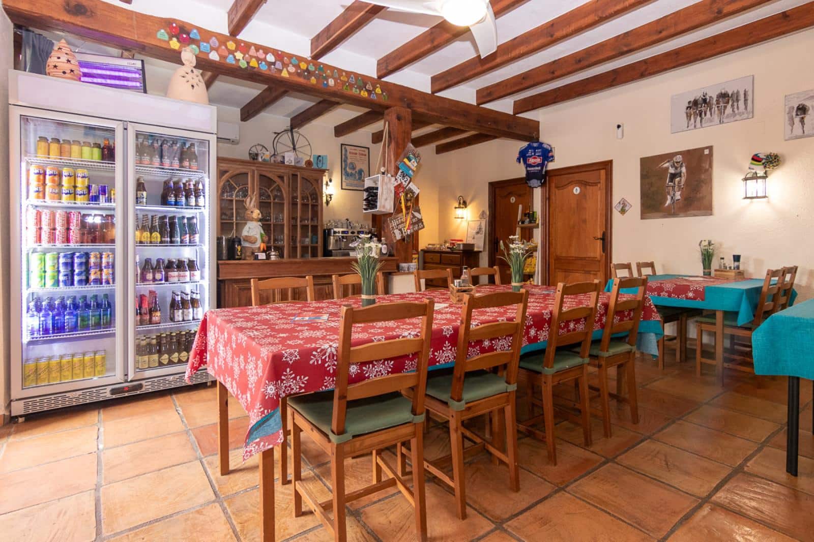 Hotel de 6 habitaciones en Sagra en venta - 625.000 € (Ref: 9835030)
