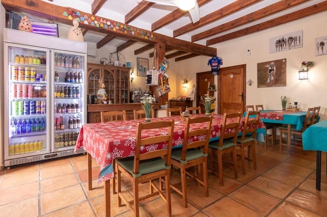 Hotel de 6 habitaciones en Sagra en venta - 625.000 € (Ref: 9835030)