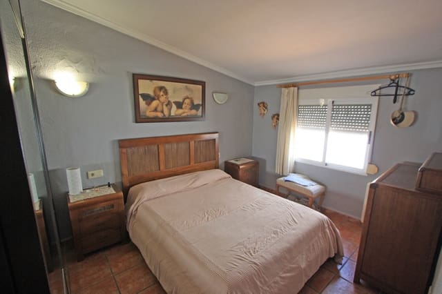4 soveværelse Rækkehus til salg i Las Marinas / Les Marines, Dénia med garage - € 385.000 (Ref: 9835031)