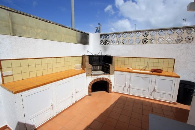 4 soveværelse Rækkehus til salg i Las Marinas / Les Marines, Dénia med garage - € 385.000 (Ref: 9835031)