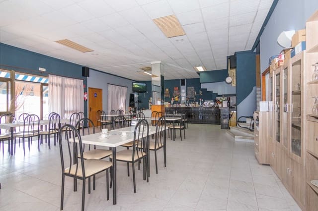 Commercieel te koop in Tormos - € 260.000 (Ref: 9835032)