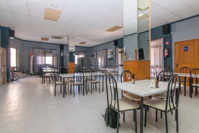 Commercieel te koop in Tormos - € 260.000 (Ref: 9835032)