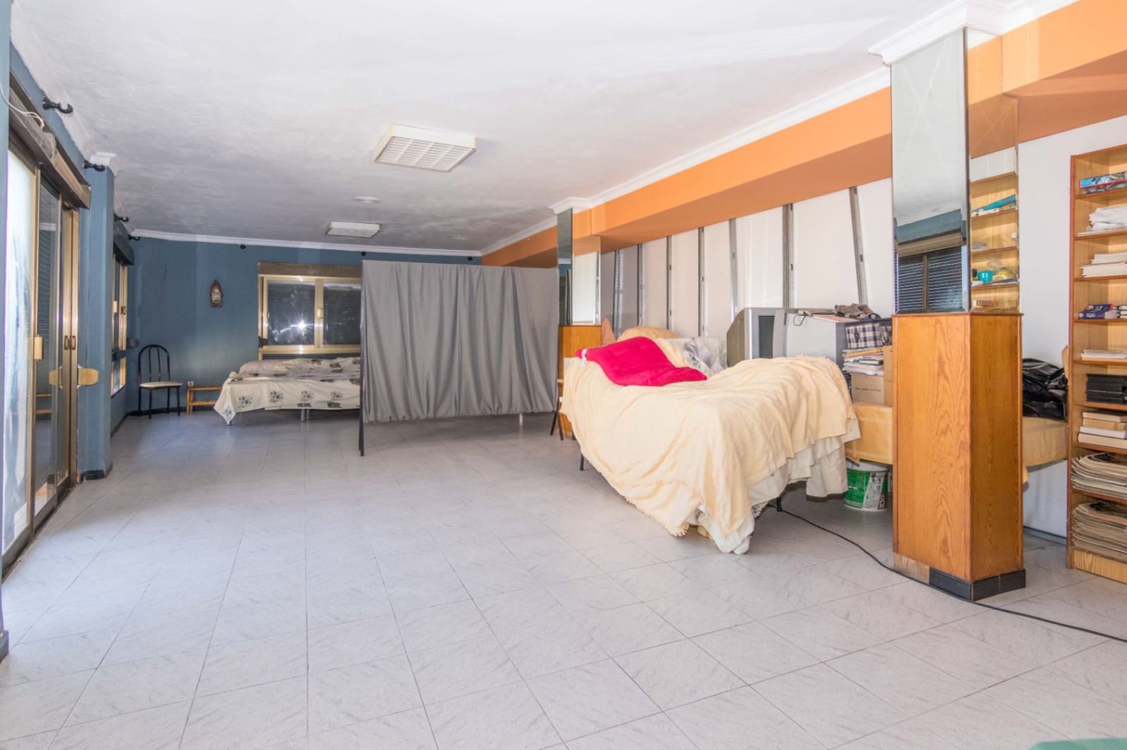 Commercieel te koop in Tormos - € 260.000 (Ref: 9835032)