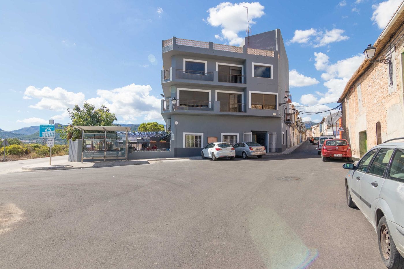 Commercieel te koop in Tormos - € 260.000 (Ref: 9835032)