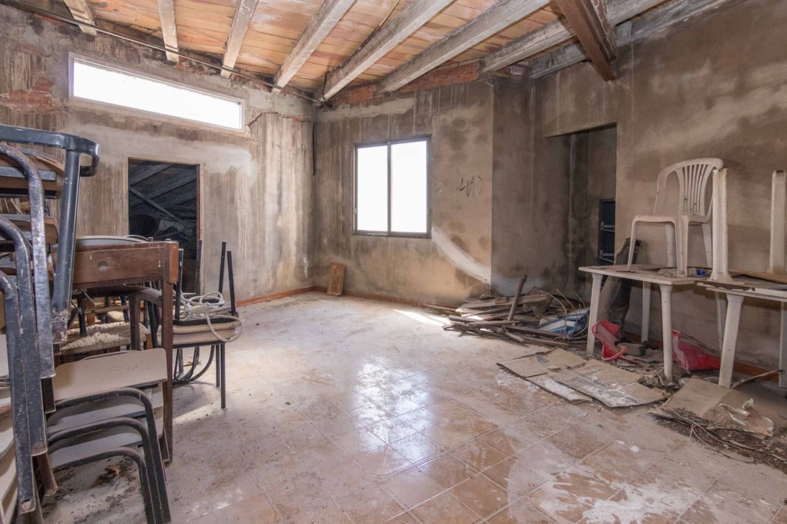 Commercieel te koop in Tormos - € 260.000 (Ref: 9835032)