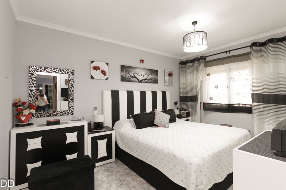 5 bedroom Villa for sale in Els Poblets with pool garage - € 850,000 (Ref: 9880453)