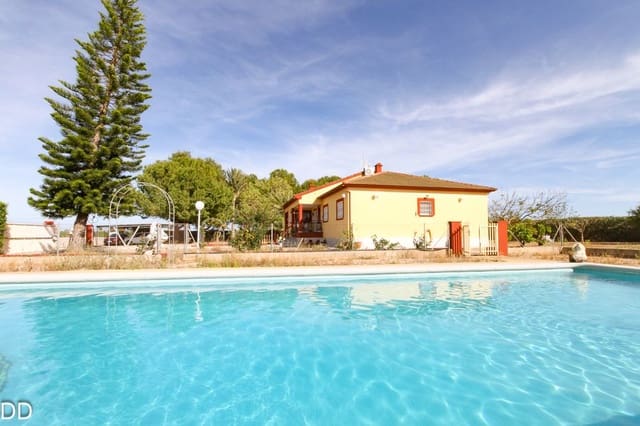 5 bedroom Villa for sale in Els Poblets with pool garage - € 850,000 (Ref: 9880453)