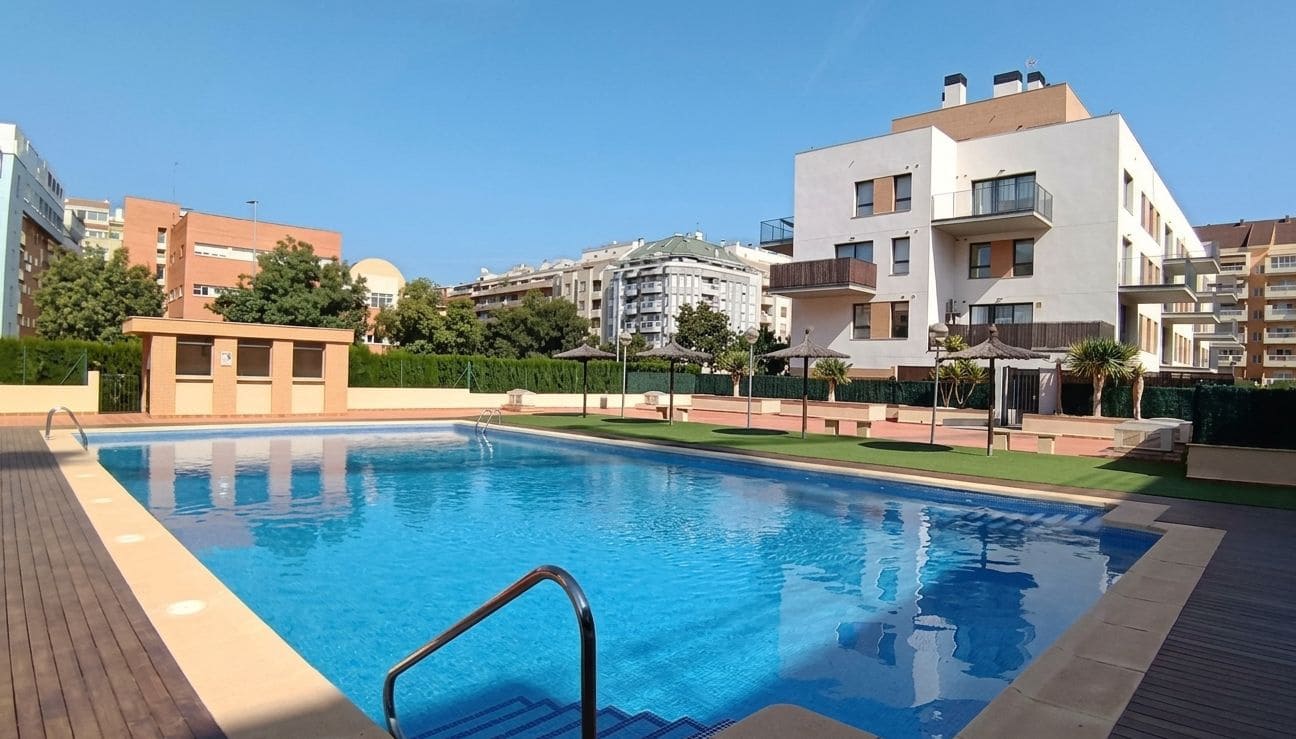 3 makuuhuone Huoneisto myytävänä paikassa Denia mukana uima-altaan - 420 000 € (Ref: 9912359)